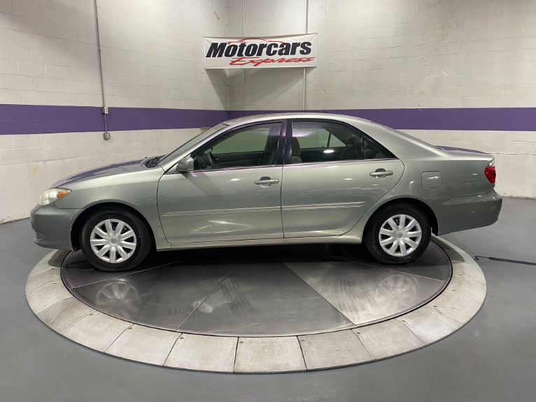 Used-2005-Toyota-Camry-LE-FWD