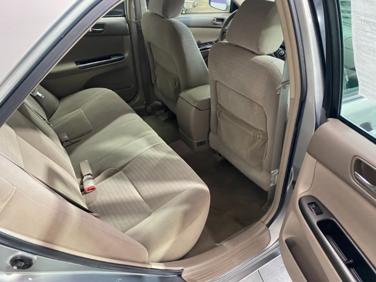 Used-2005-Toyota-Camry-LE-FWD