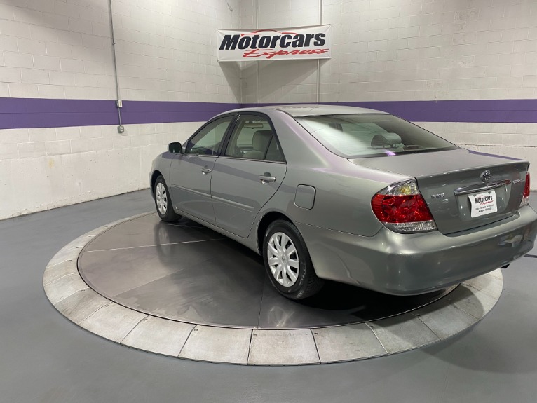 Used-2005-Toyota-Camry-LE-FWD