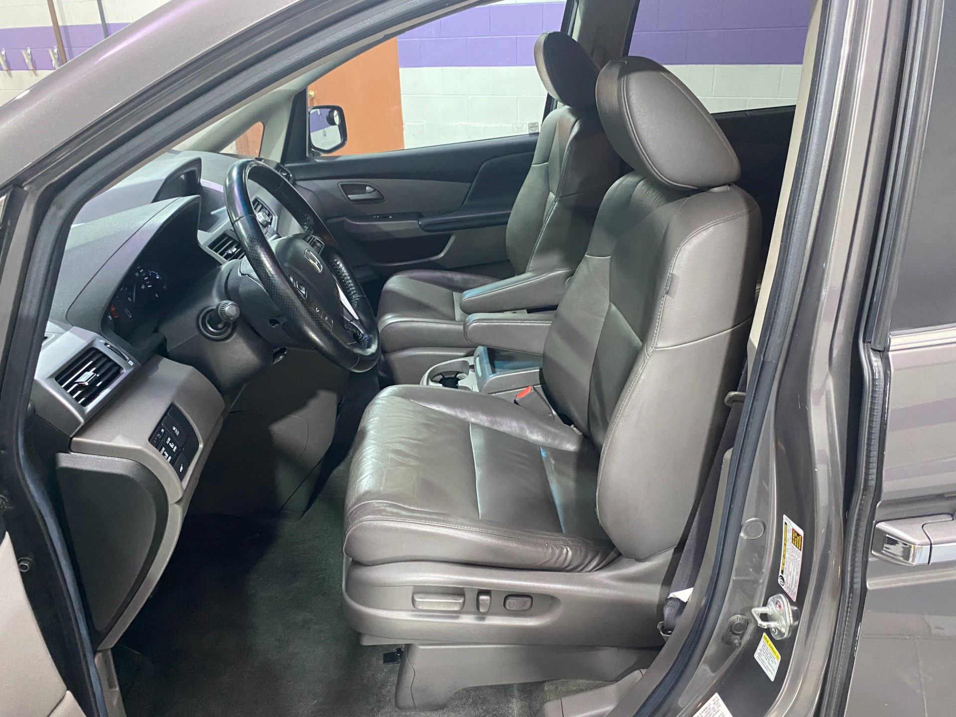 Used-2011-Honda-Odyssey-EX-L-FWD