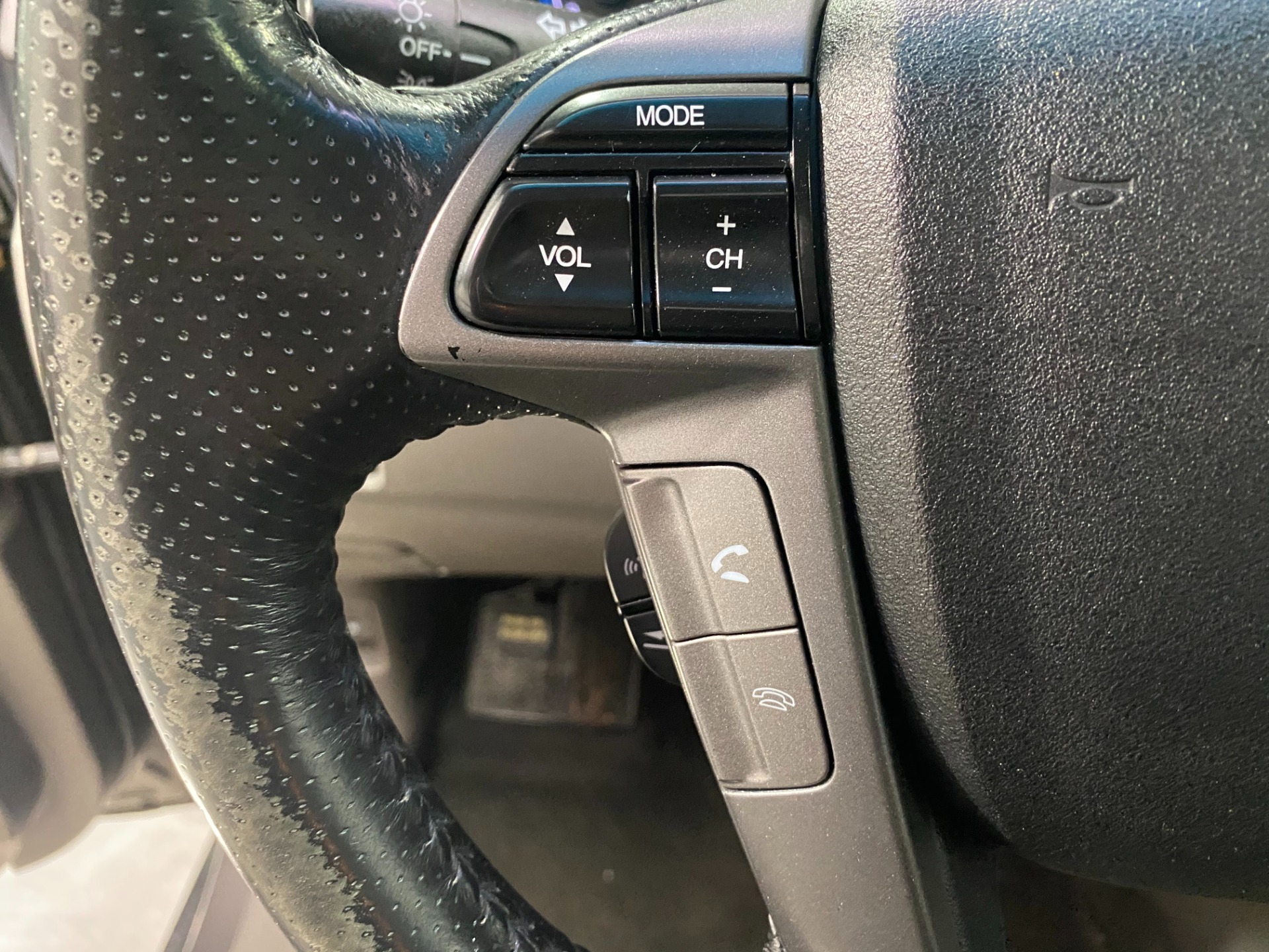 Used-2011-Honda-Odyssey-EX-L-FWD
