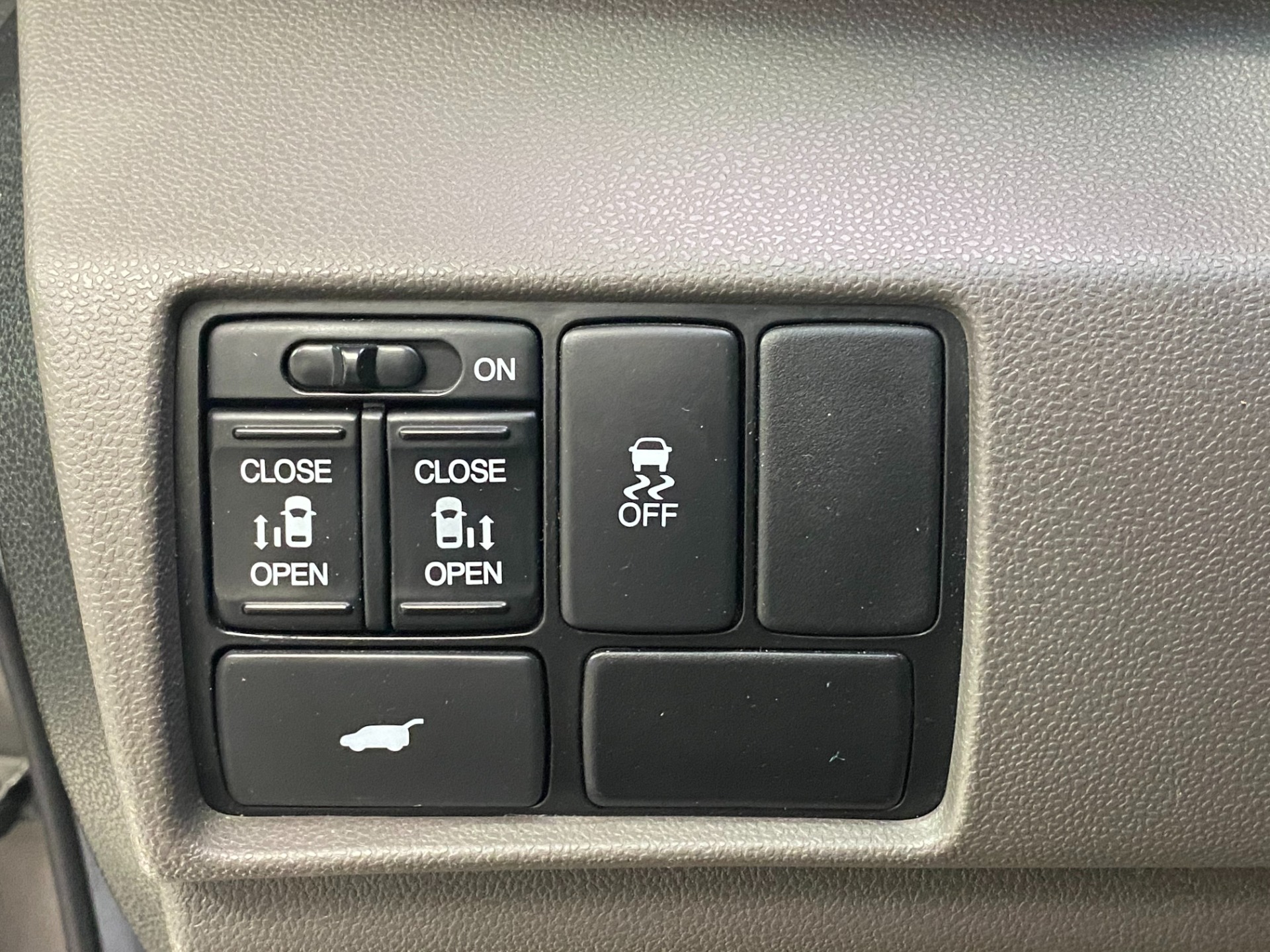 Used-2011-Honda-Odyssey-EX-L-FWD
