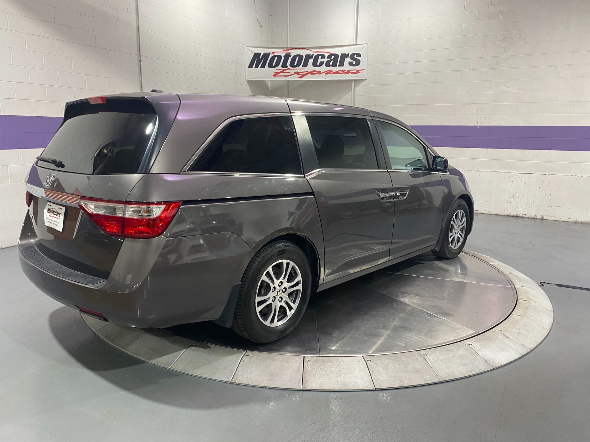 Used-2011-Honda-Odyssey-EX-L-FWD