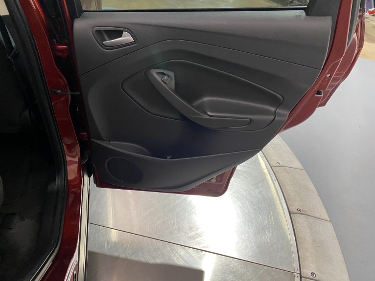 Used-2014-Ford-Escape-SE