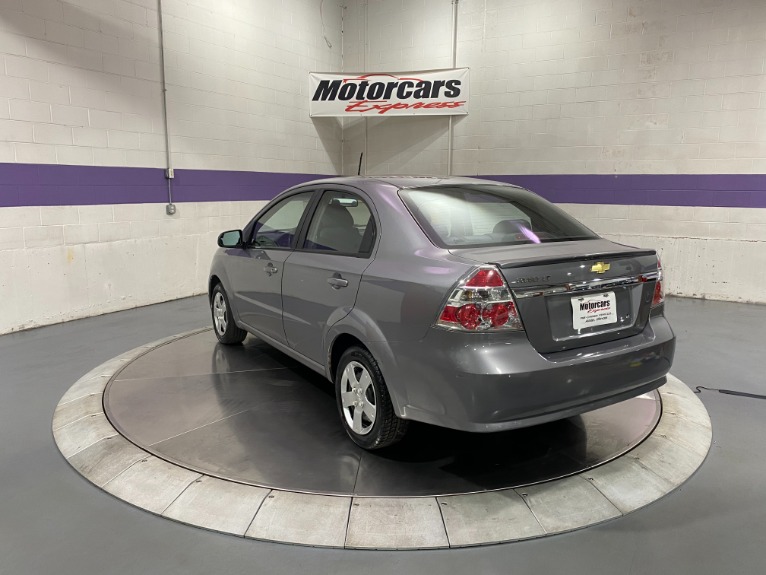 Used-2011-Chevrolet-Aveo-LT