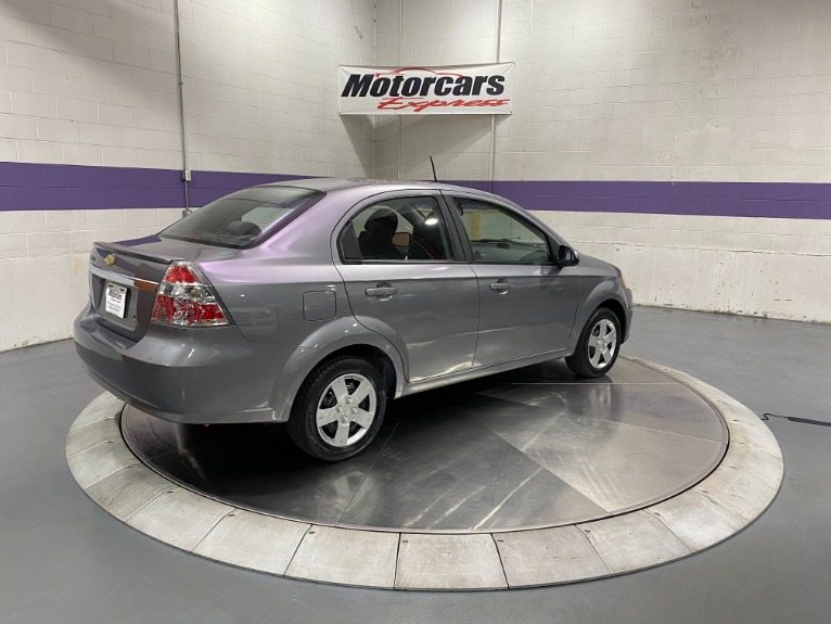 Used-2011-Chevrolet-Aveo-LT