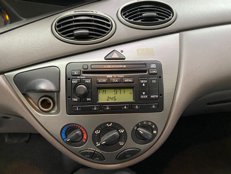 Used-2003-Ford-Focus-ZTW