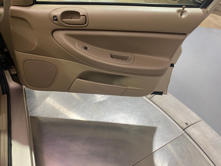 Used-2004-Dodge-Stratus-SE-FWD