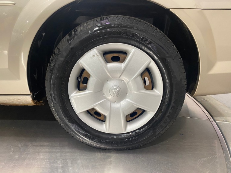 Used-2004-Dodge-Stratus-SE-FWD