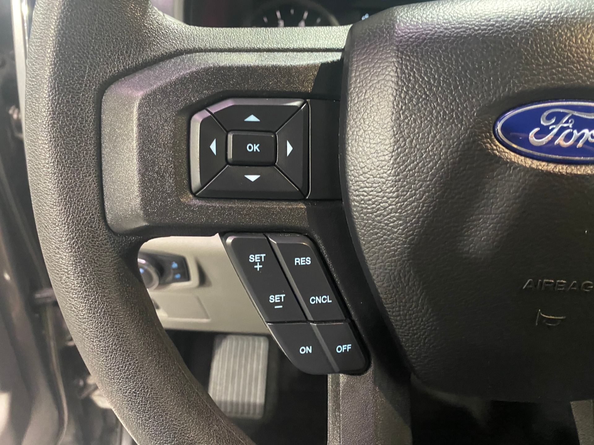 Used-2019-Ford-F-150-XLT-4x4