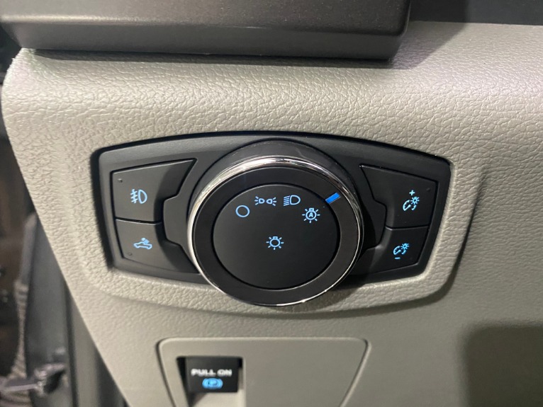 Used-2019-Ford-F-150-XLT-4x4