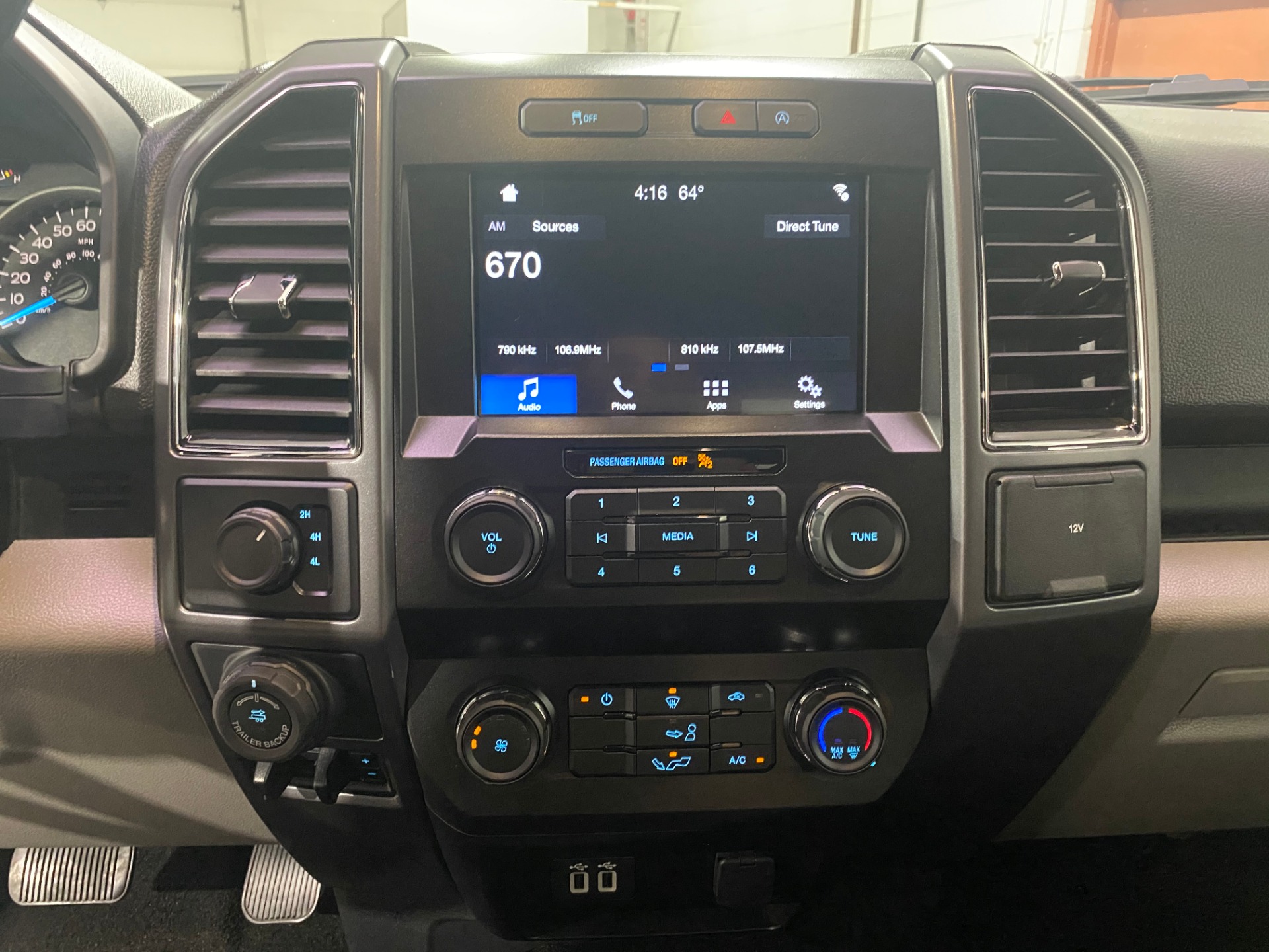 Used-2019-Ford-F-150-XLT-4x4