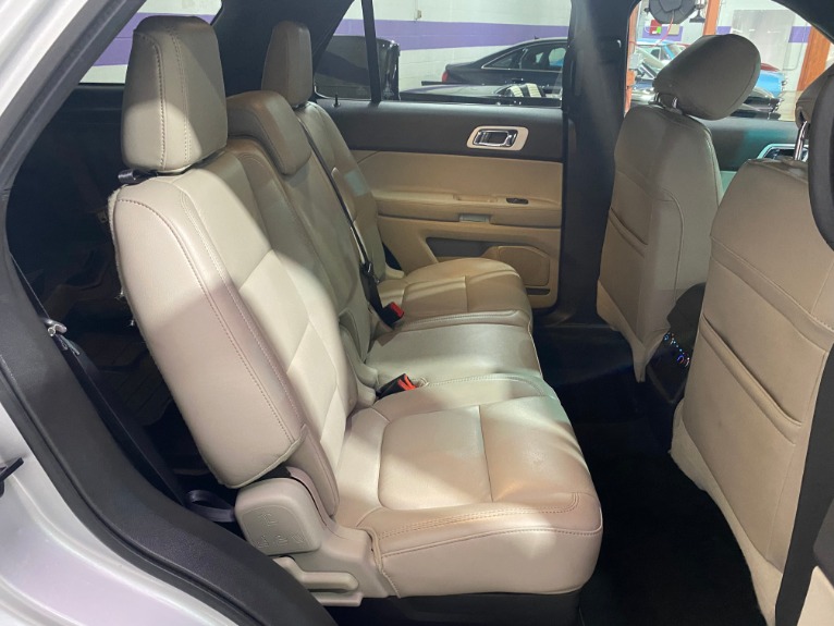 Used-2011-Ford-Explorer-XLT