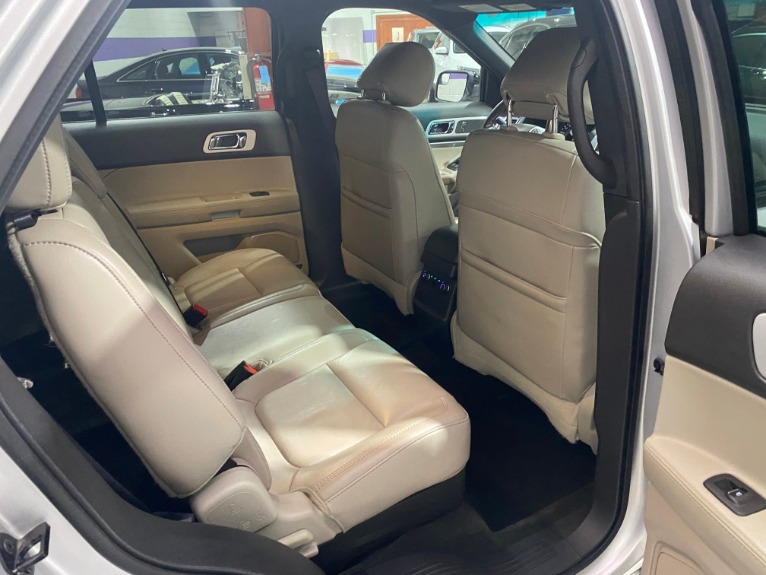 Used-2011-Ford-Explorer-XLT