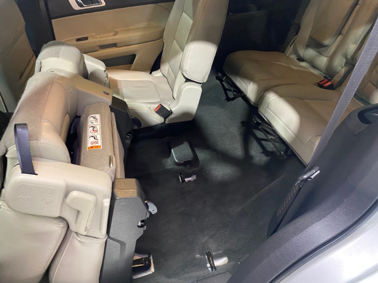 Used-2011-Ford-Explorer-XLT