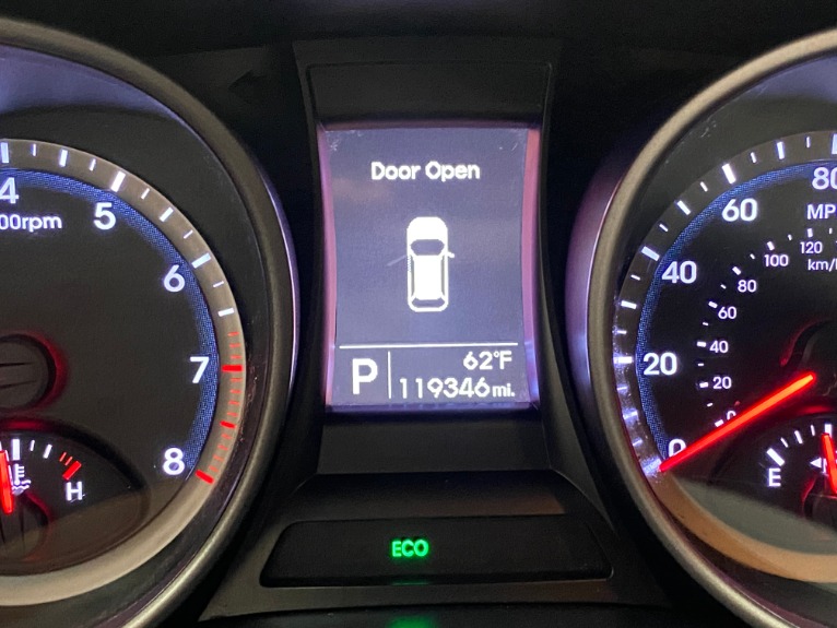 Used-2013-Hyundai-Santa-Fe-Sport-24L-FWD