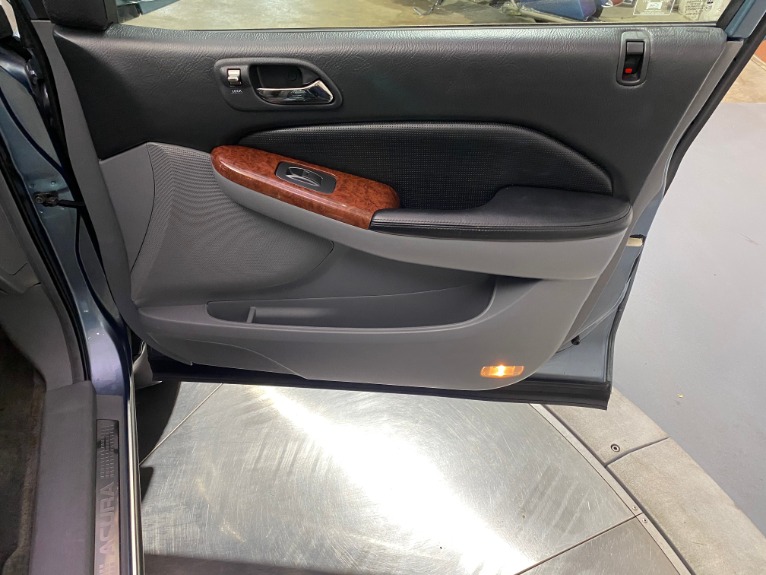 Used-2006-Acura-MDX
