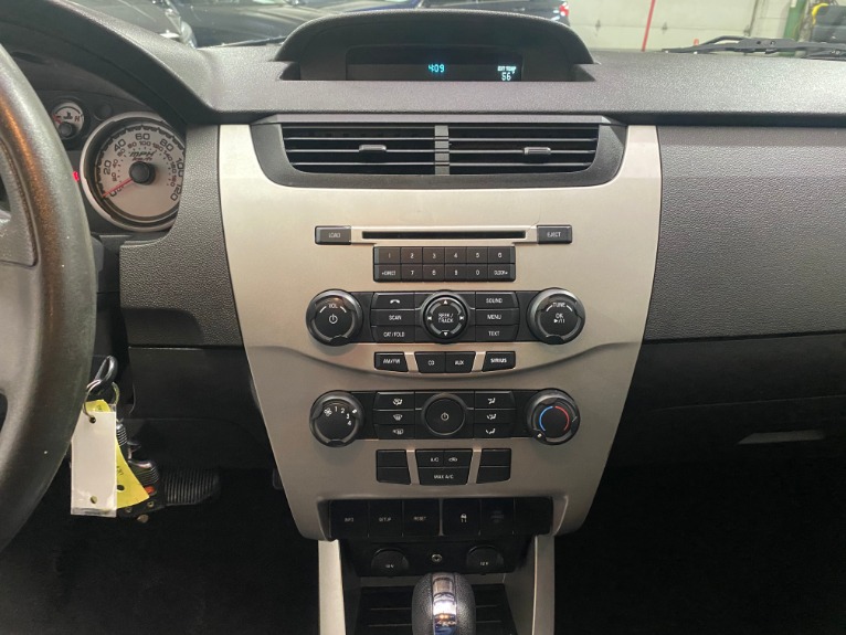 Used-2010-Ford-Focus-SE