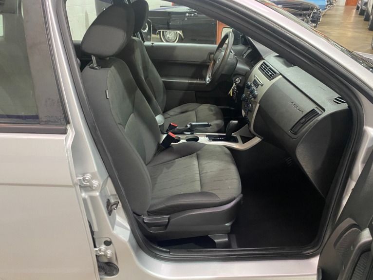 Used-2010-Ford-Focus-SE