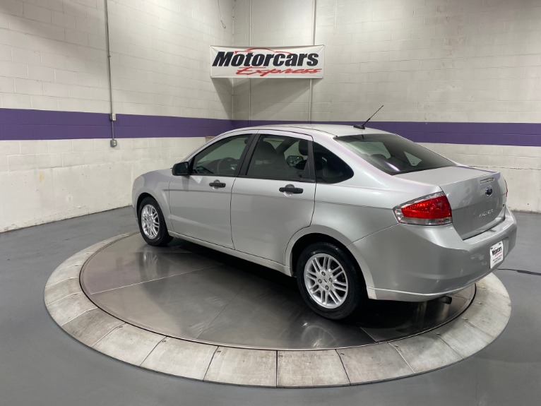 Used-2010-Ford-Focus-SE
