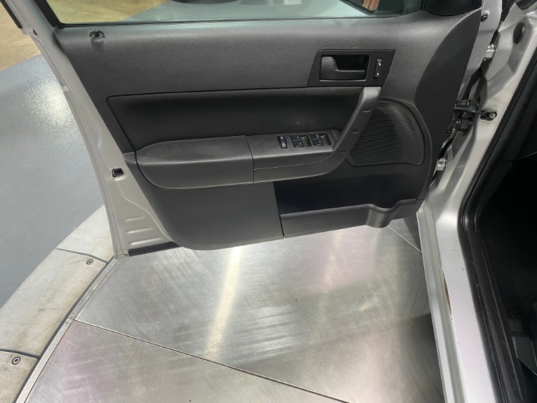 Used-2010-Ford-Focus-SE