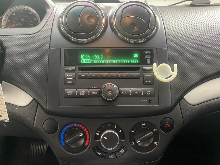 Used-2009-Chevrolet-Aveo-LT-FWD