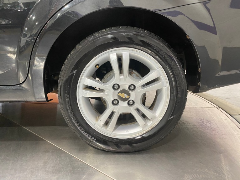 Used-2009-Chevrolet-Aveo-LT-FWD