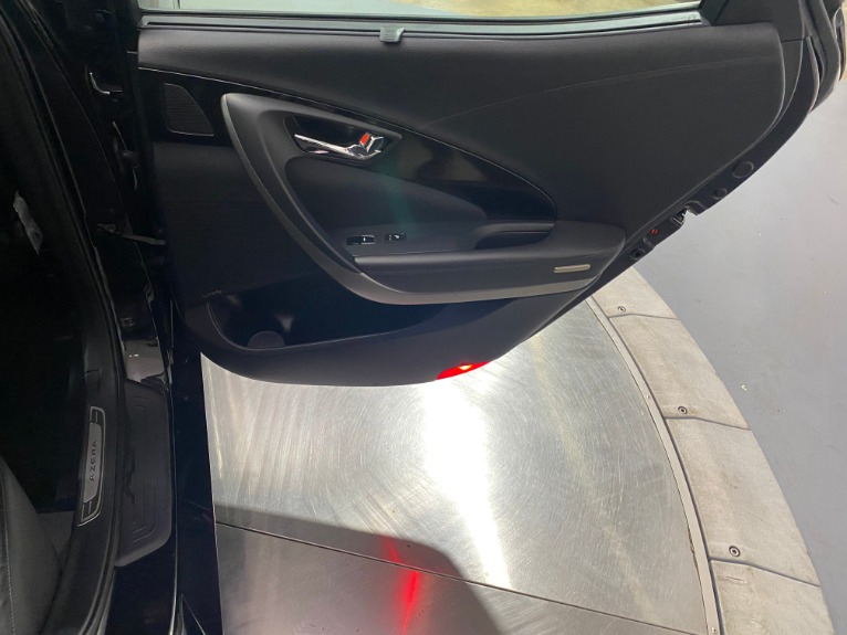 Used-2013-Hyundai-Azera