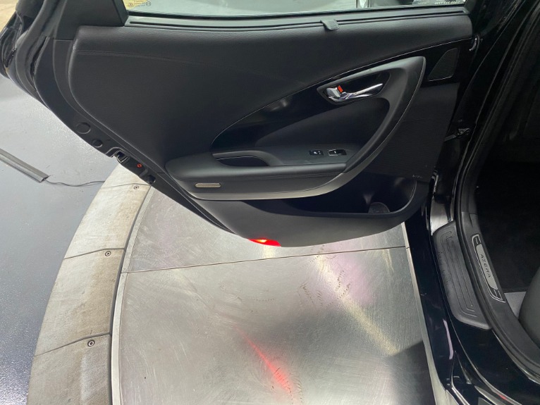 Used-2013-Hyundai-Azera