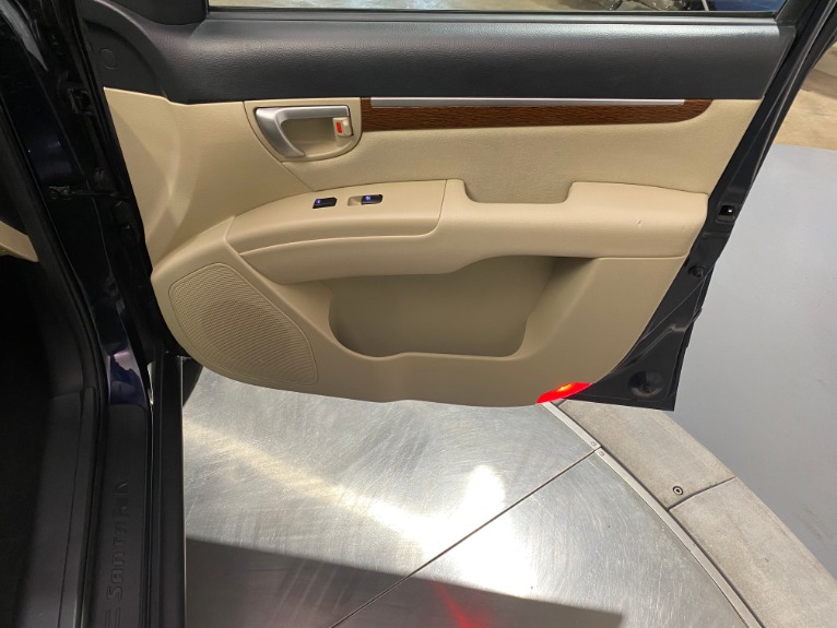 Used-2008-Hyundai-Santa-Fe-SE-FWD