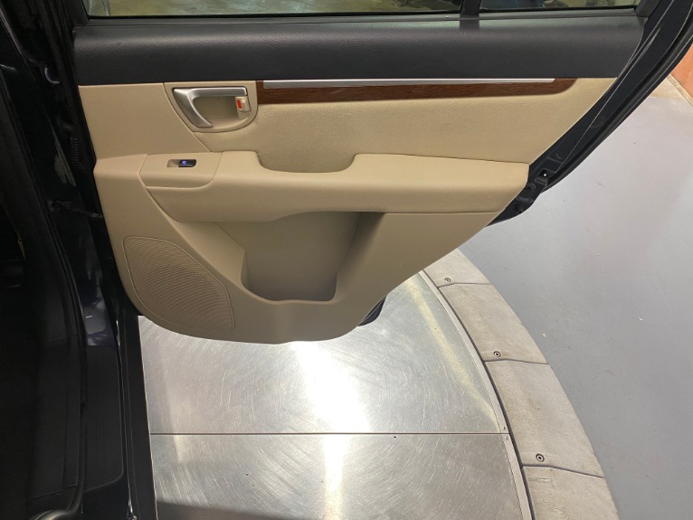 Used-2008-Hyundai-Santa-Fe-SE-FWD