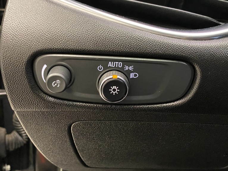 Used-2017-Chevrolet-Malibu-LT-FWD