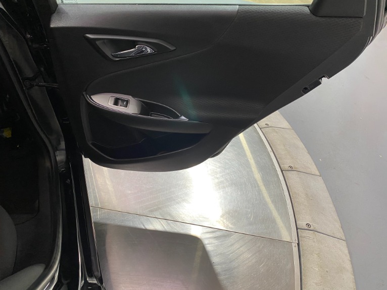 Used-2017-Chevrolet-Malibu-LT-FWD
