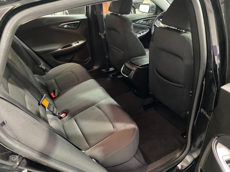 Used-2017-Chevrolet-Malibu-LT-FWD