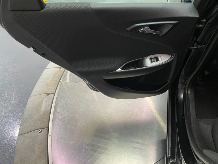 Used-2017-Chevrolet-Malibu-LT-FWD