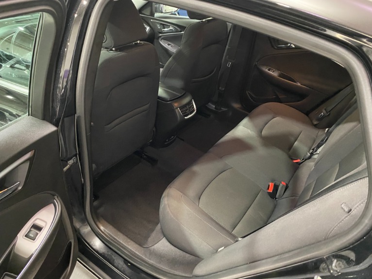 Used-2017-Chevrolet-Malibu-LT-FWD