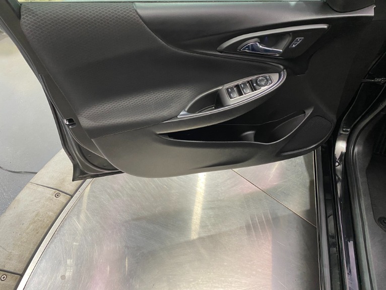 Used-2017-Chevrolet-Malibu-LT-FWD
