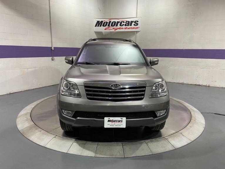 Used-2009-Kia-Borrego-EX-4x4