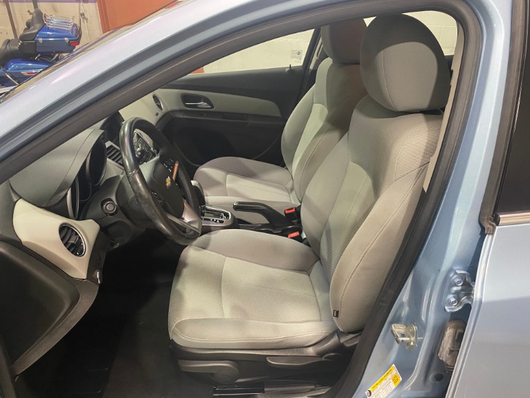 Used-2011-Chevrolet-Cruze-LT