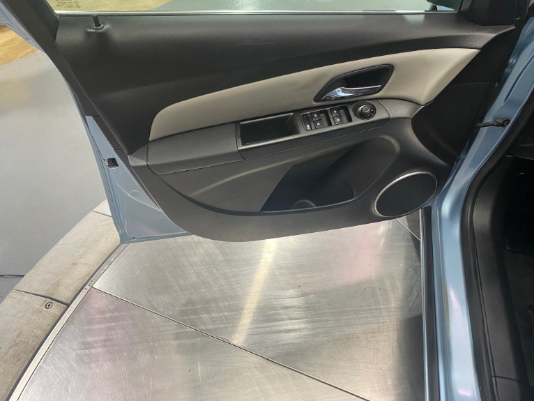 Used-2011-Chevrolet-Cruze-LT