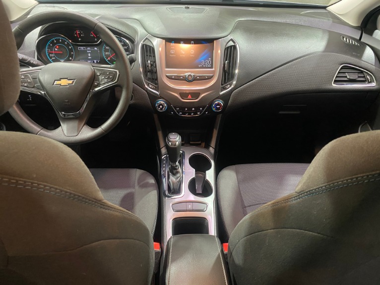 Used-2017-Chevrolet-Cruze-LT-FWD