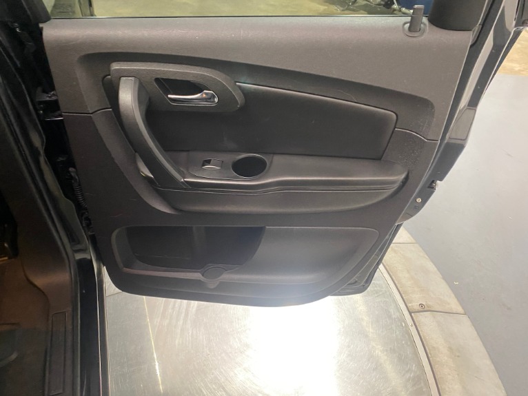 Used-2011-Chevrolet-Traverse-LT-FWD