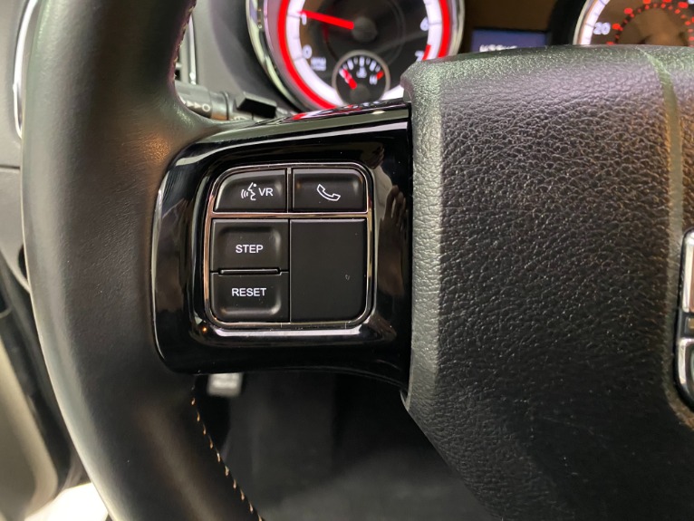 Used-2019-Dodge-Grand-Caravan-SXT-FWD