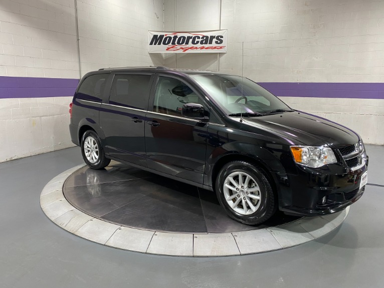 Used-2019-Dodge-Grand-Caravan-SXT-FWD