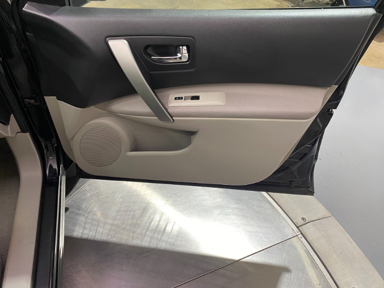 Used-2010-Nissan-Rogue-S-FWD
