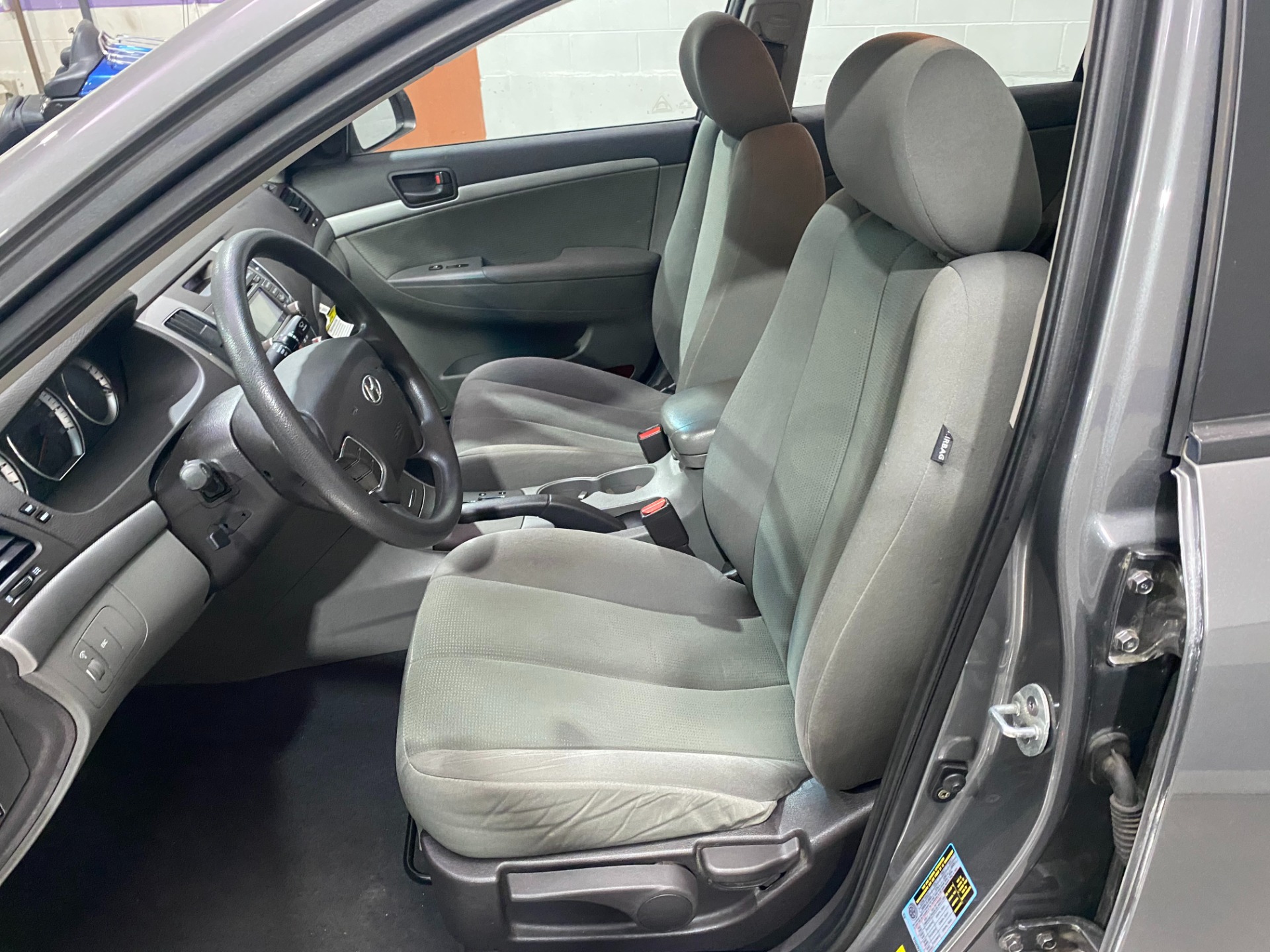 Used-2009-Hyundai-Sonata-GLS-FWD