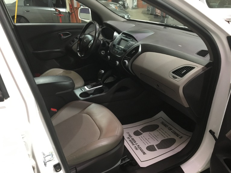 Used-2014-Hyundai-Tucson-Limited