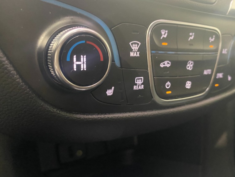 Used-2018-Chevrolet-Equinox-LT-FWD