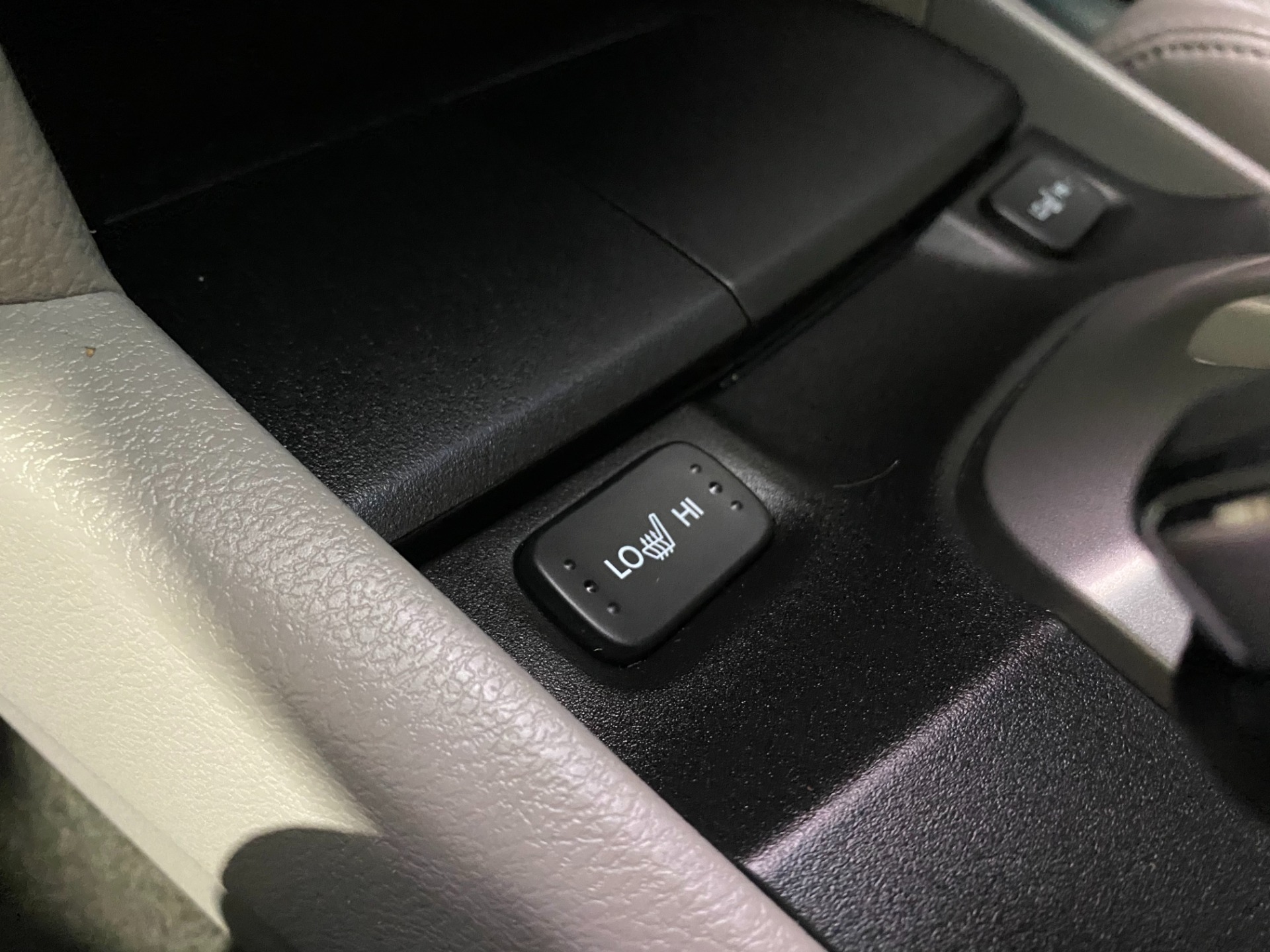 Used-2008-Honda-Accord-EX-L-V6-FWD