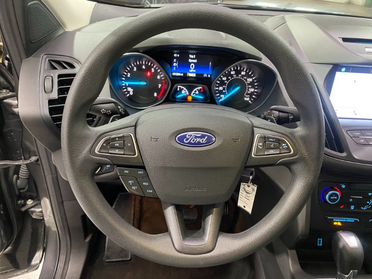 Used-2017-Ford-Escape-SE
